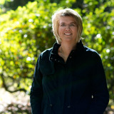 Portrait von Christine Faltynek