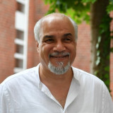 Portrait von Nader Khalil