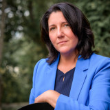 Portrait von Angela Adomeit