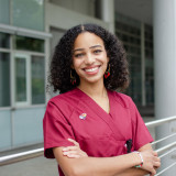 Portrait von Luna Monteiro Bailey