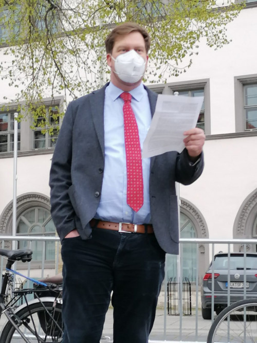 Auf der "Demo für mehr Geld".