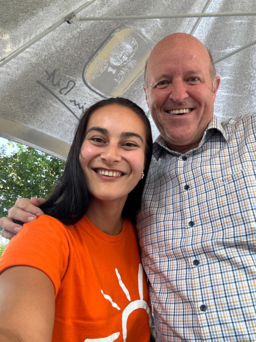 Mit der Spitzenkandidatin aus Kaiserslautern, Jasmin Awan