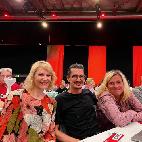 Beim Bundesparteitag der Linken 2022 mit unserer stellvertretenden Fraktionsvorsitzenden Nicole Gohlke