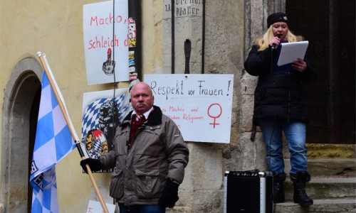 Demo für Frauenrechte in Regensburg