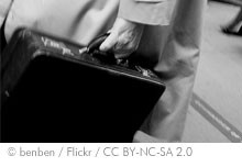 Symbolbild Geldkoffer